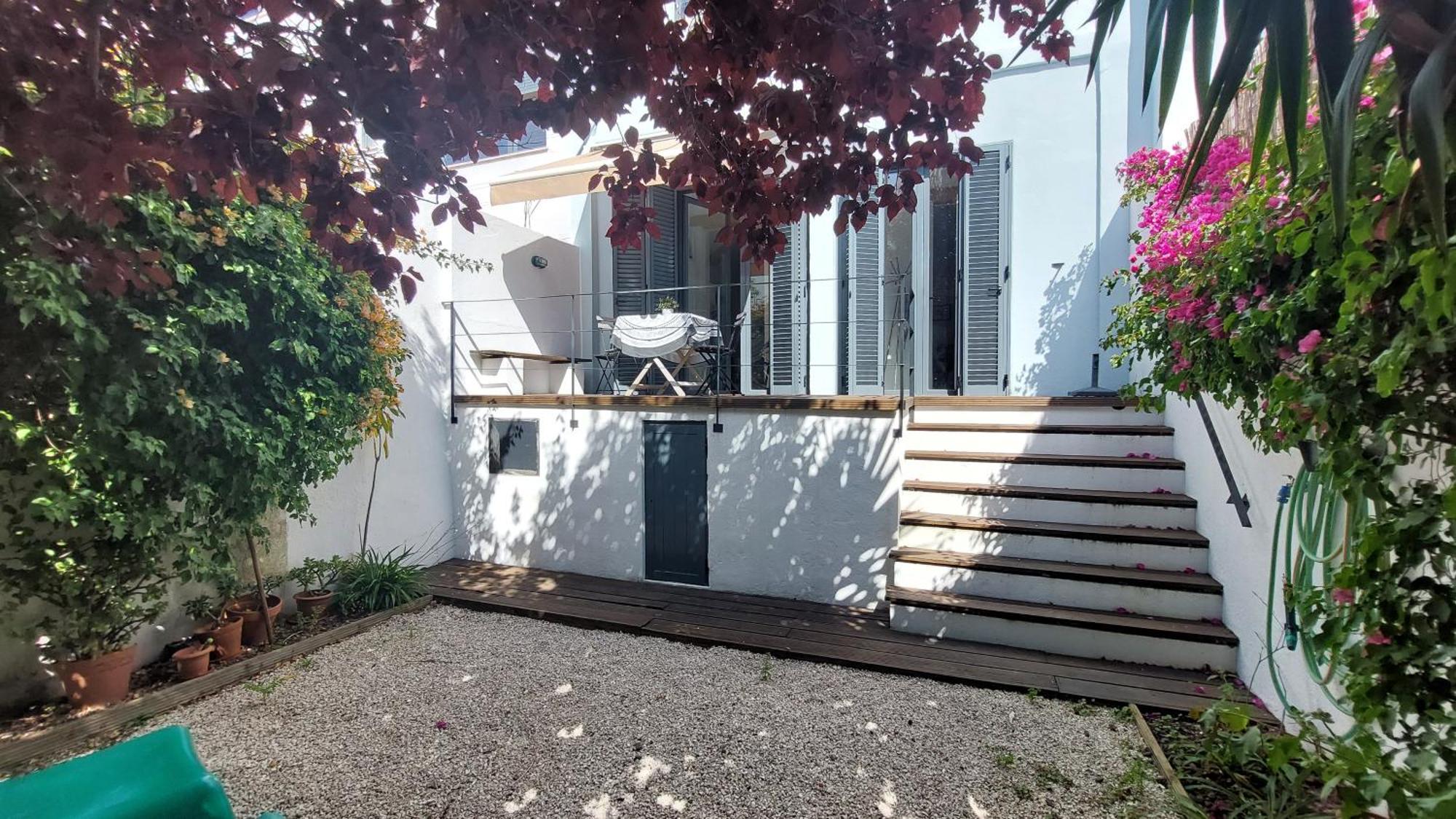 Apartment With Private Garden - Central Location 리스본 객실 사진